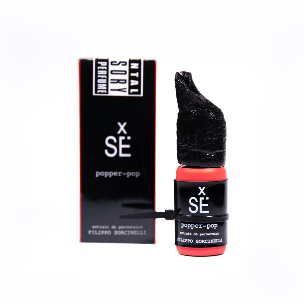 Filippo Sorcinelli Perfumes born in 2014; dedicated to the artistic passions of their creator:
Gothic art, music, photographythe fog.Shop at fragrapedia.com