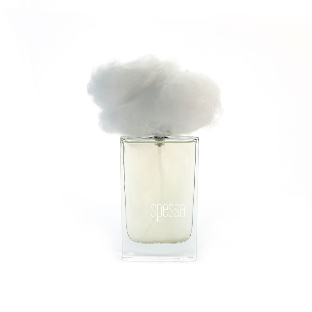 Filippo Sorcinelli Perfumes born in 2014; dedicated to the artistic passions of their creator:
Gothic art, music, photographythe fog.Shop at fragrapedia.com