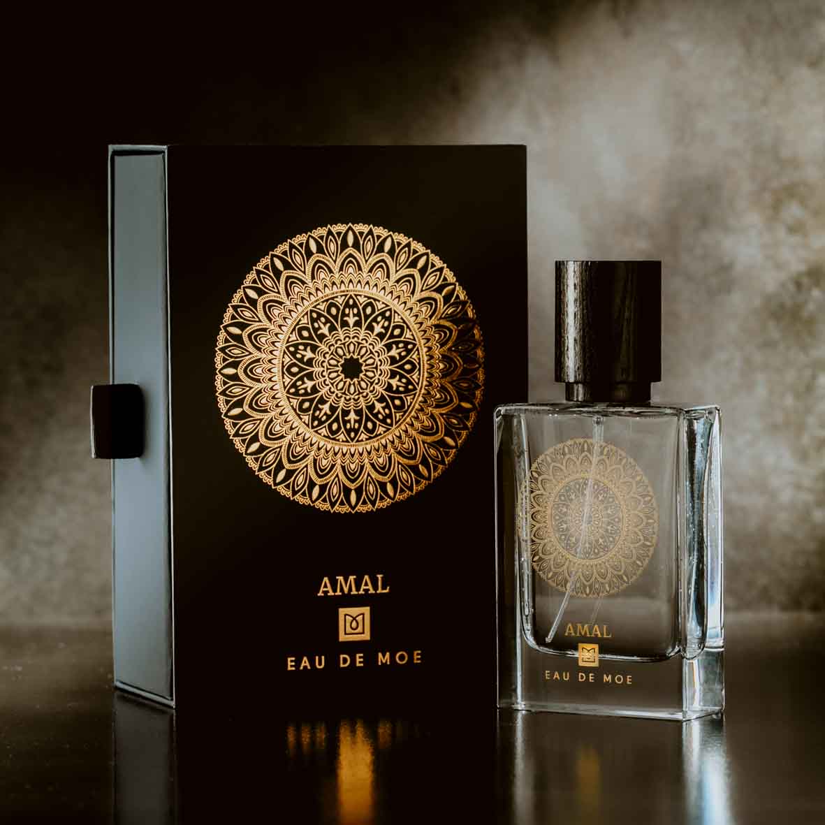 Eau De Moe was created to help share the interpretations of a fusion: "scent and art". Inspirations come from a life filled with wandering travels, different adventures and sparkling discoveries.Shop at fragrapedia.com