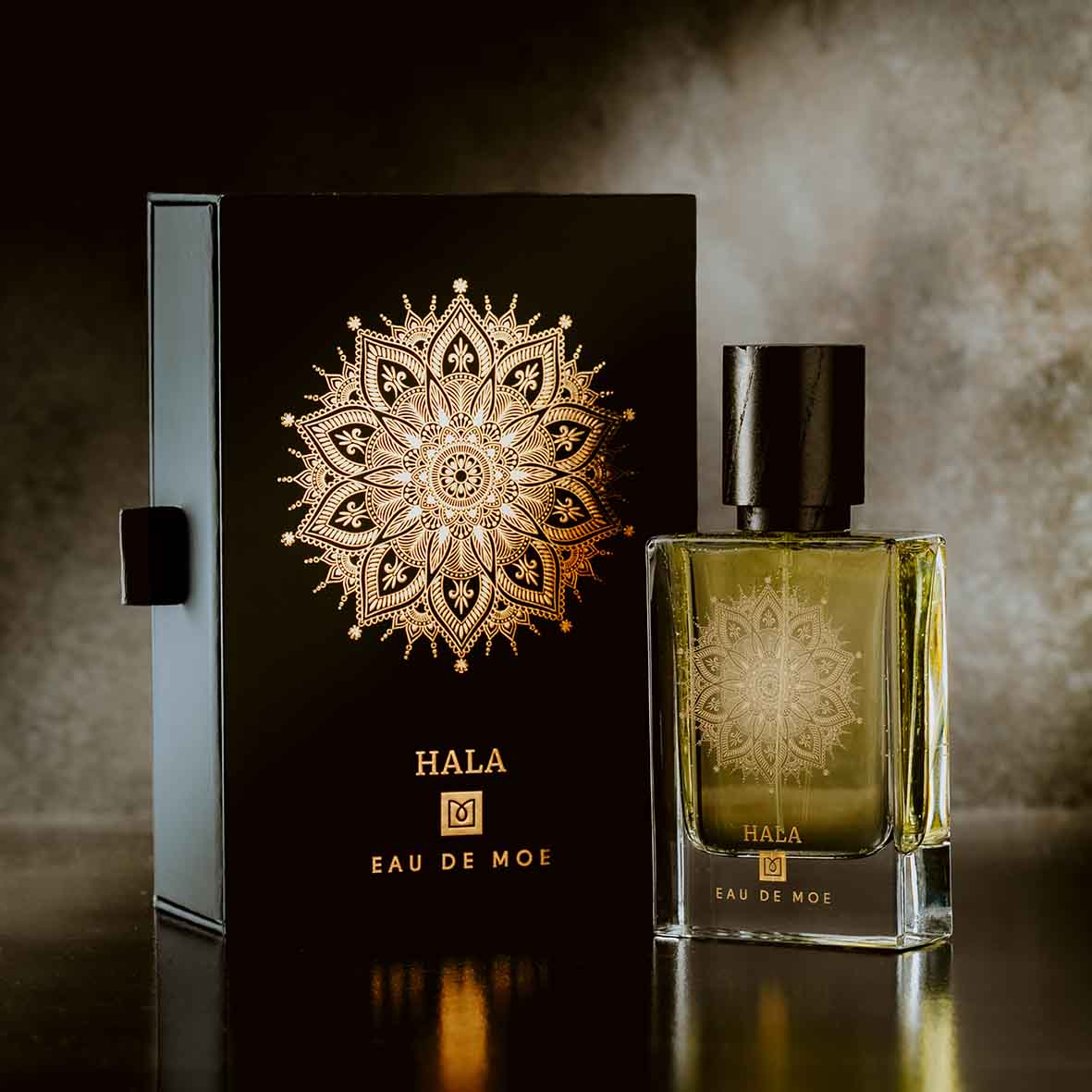 Eau De Moe was created to help share the interpretations of a fusion: "scent and art". Inspirations come from a life filled with wandering travels, different adventures and sparkling discoveries.Shop at fragrapedia.com