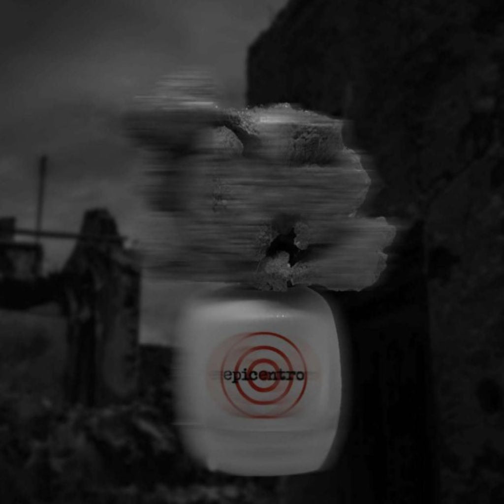 Filippo Sorcinelli Perfumes born in 2014; dedicated to the artistic passions of their creator:
  Gothic art, music, photographythe fog.Shop at fragrapedia.com