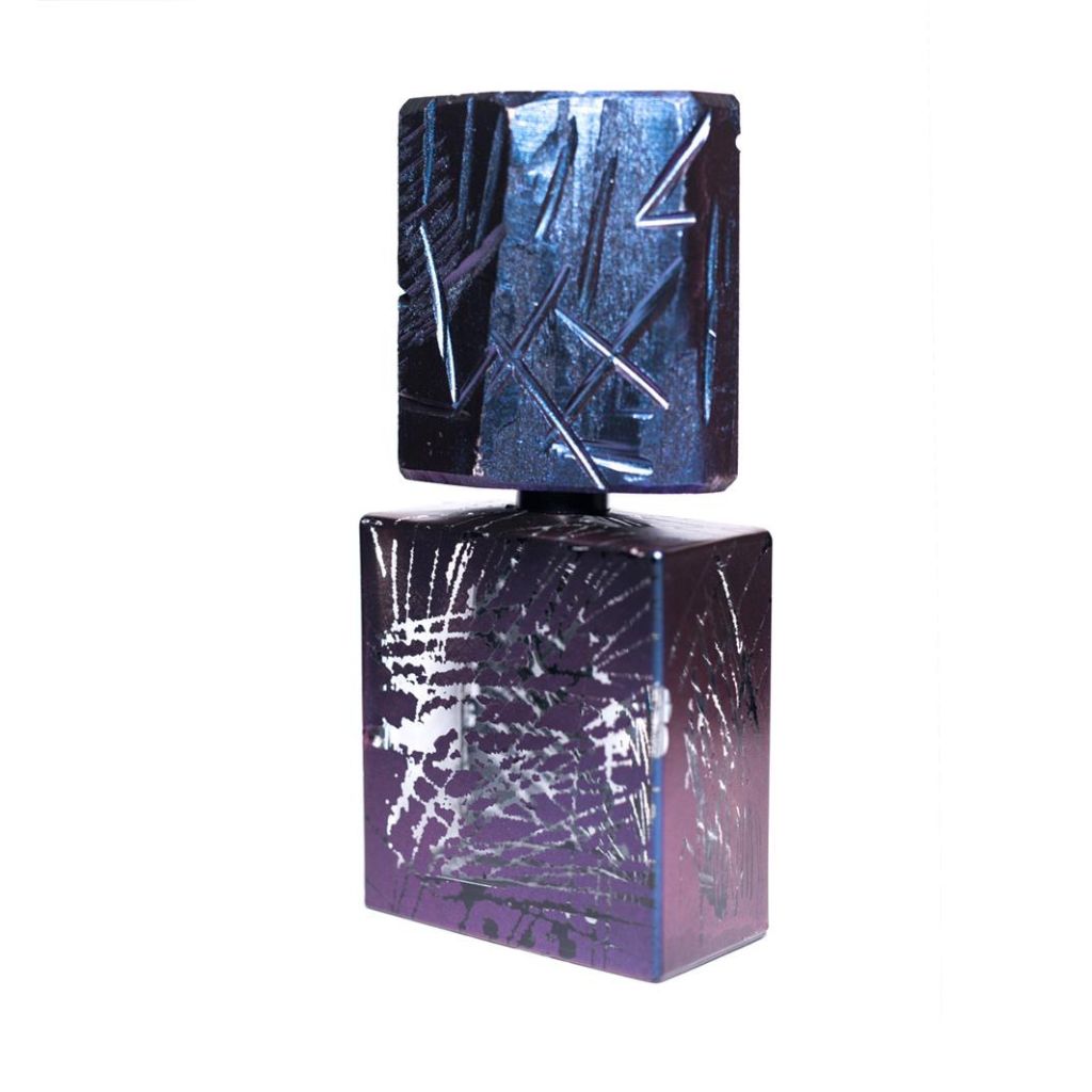 Filippo Sorcinelli Perfumes born in 2014; dedicated to the artistic passions of their creator:
  Gothic art, music, photographythe fog.Shop at fragrapedia.com