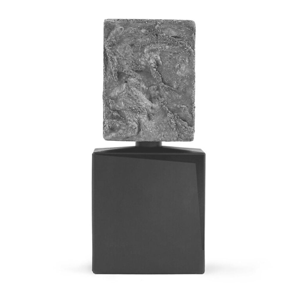 Filippo Sorcinelli Perfumes born in 2014; dedicated to the artistic passions of their creator:
  Gothic art, music, photographythe fog.Shop at fragrapedia.com